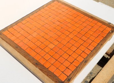 画像2: スモークガラスモザイクタイル　20ミリ角　 C-76　オレンジ色