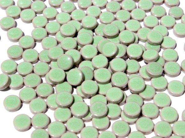 画像2: キュートな10ミリ丸タイル　バラ　黄緑色　5Ｄ (2)