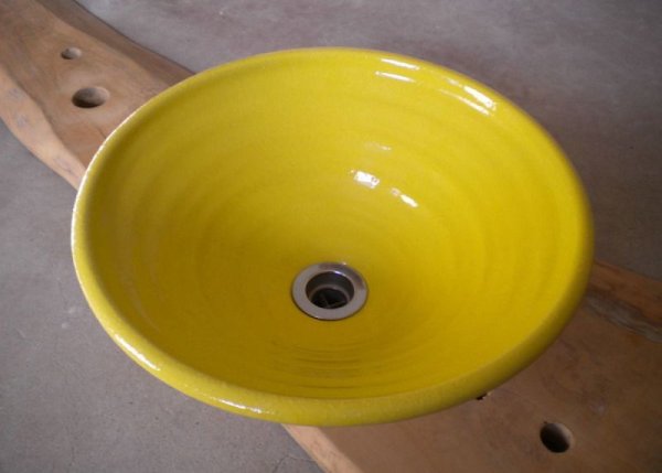 画像1: 真山窯　陶芸手洗い鉢　レモンイエロー　２４ｃｍ　小 (1)