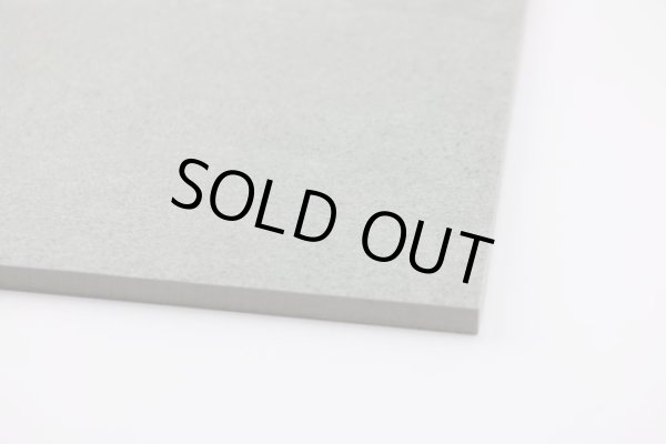 画像2: 【300角】300C ライトグレー　滑り難い珪砂焼付け（ケース販売） (2)