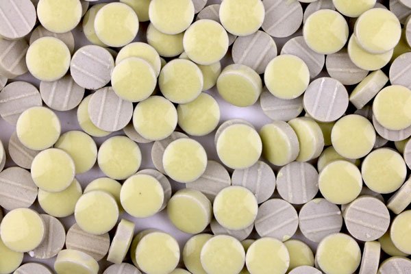 画像4: キュートな10ミリ丸タイル　バラ  4C (4)